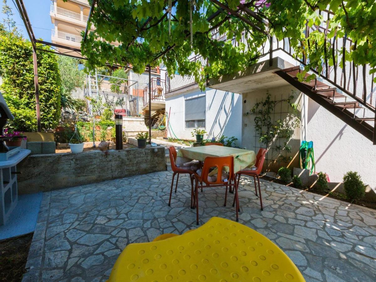 Apartments Adrasteja Dramalj Exterior foto
